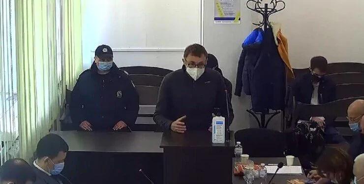 Юрій Донець дає свідчення в суді