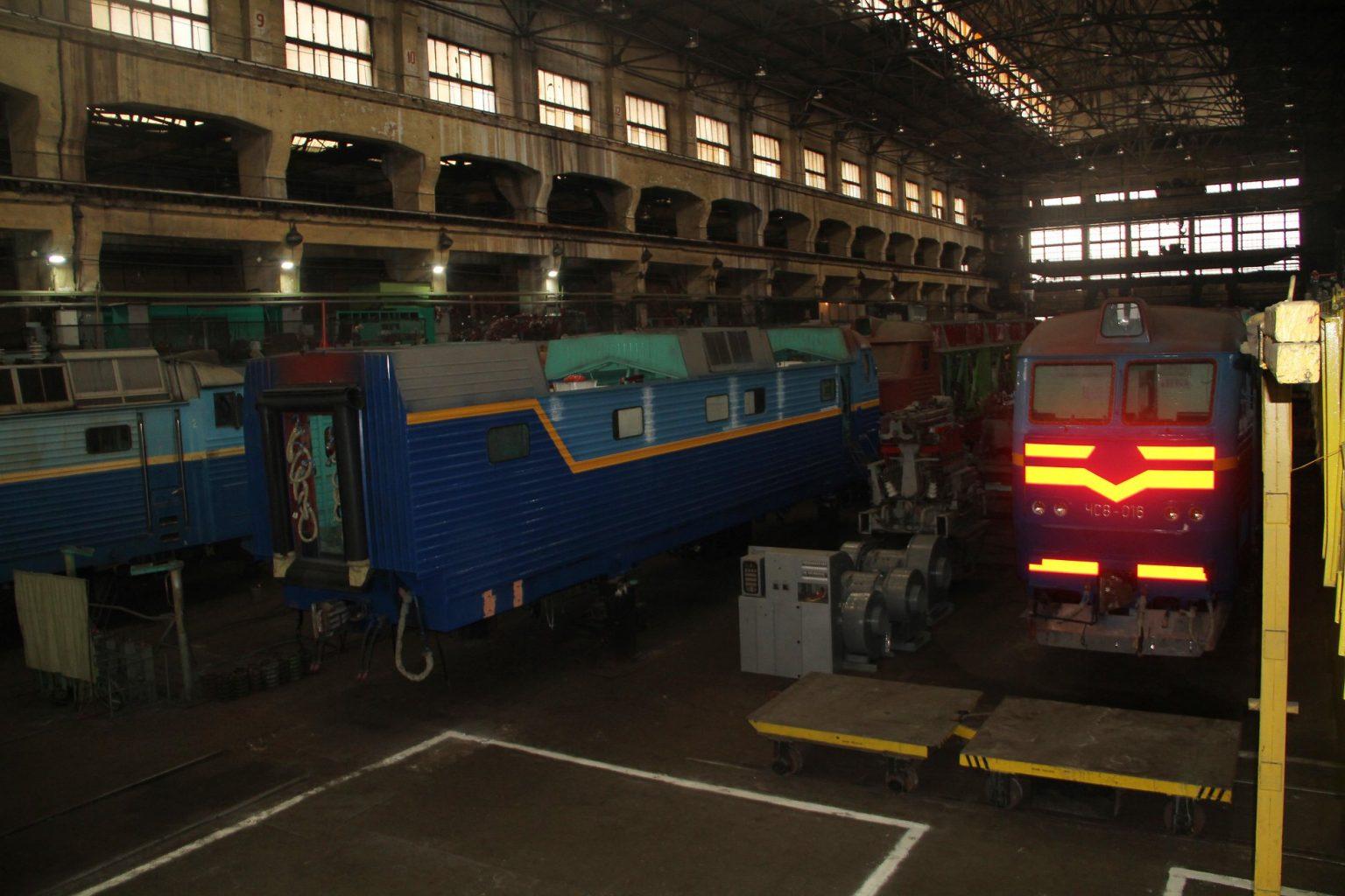 Procurement with losses of UAH 780,000: the case of ex-managers of Zaporizhzhia Electric Locomotive Repair Plant