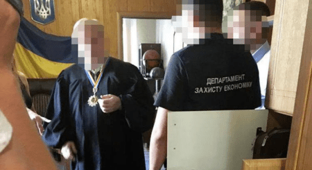 Bribery Case Against Starobilsk Judge Vitalii Ozerov