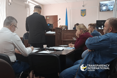 ВАКС допитав експрем'єр-міністра Гройсмана у справі Гладковського-старшого